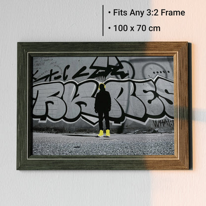Silhouette Streetwear - Arts To GlorySilhouette StreetwearDigital Wall ArtArts To GloryModern digital artwork with monochrome graffiti and a mysterious urban figure with yellow highlights.